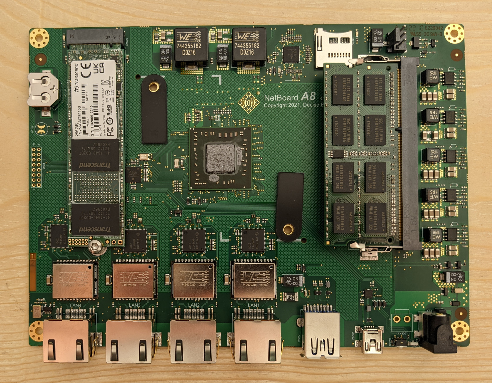 dec695_mainboard.jpg